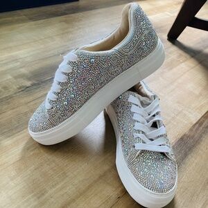 Betsy Johnson Women's Sidny Sneakers